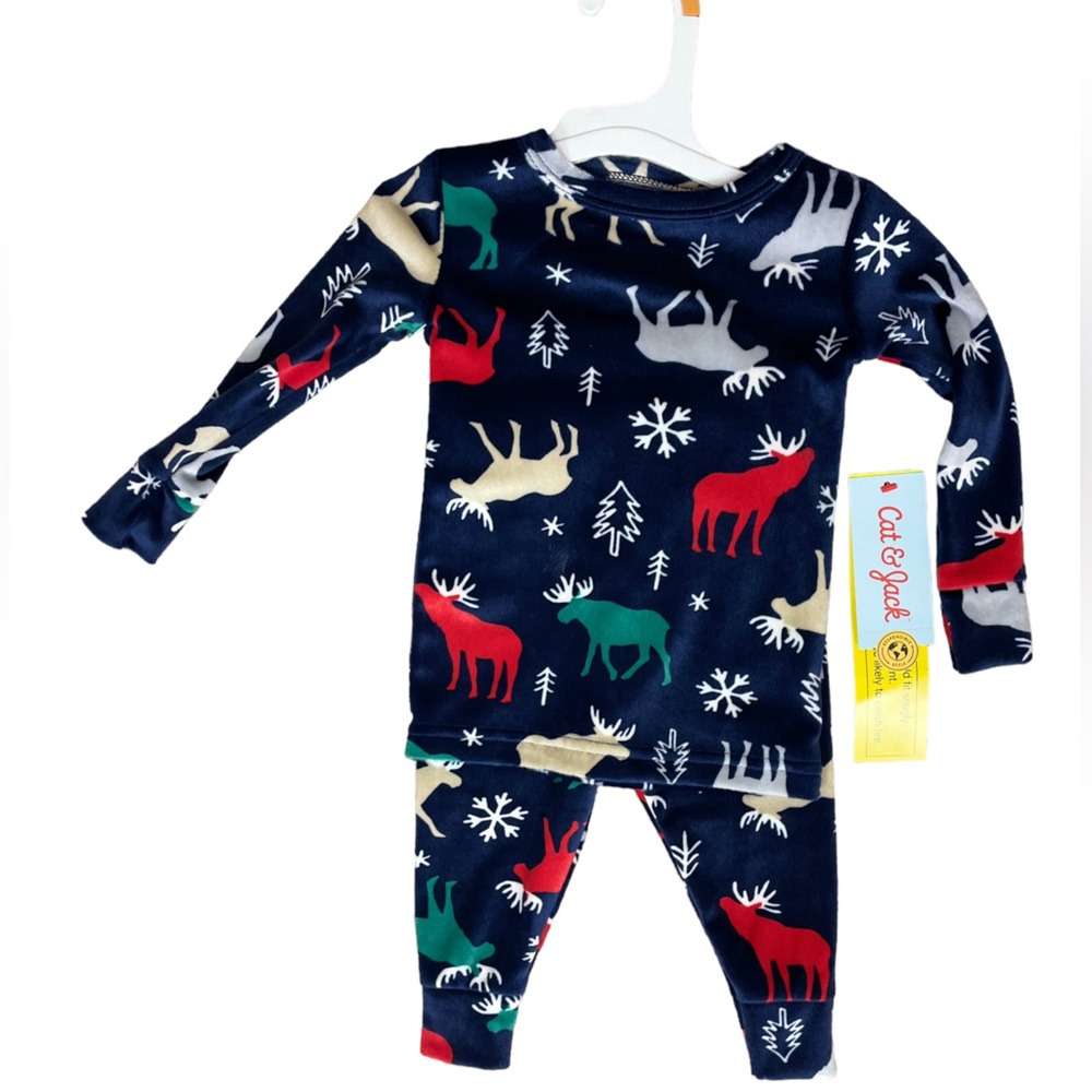 NWT Cat & Jack 2pc Moose Pajamas